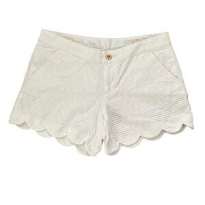 Lilly Pulitzer Buttercup Shorts White Scallop Hem Size 4 Textured Seersucker